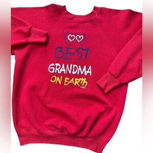 Vintage‎ “Best Grandma On Earth” Women’s Red Long Sleeve Sweatshirt Size Large